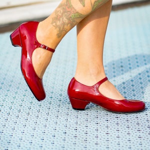 Inspirowane stylem vintage, skóra naturalna, buty damskie retro, buty wiśniowe, buty mod 60s, buty do tańca swingowego