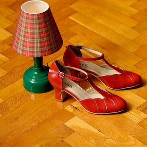 Vintage inspirierte, Echtleder, Handgemachte Retro Frauen Schuhe, Rote Schuhe, Swing Tanzschuhe, Swing Schuhe, 50er Jahre Schuhe, 70er Jahre Rote Schuhe Bild 4