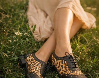 Scarpe Oxford da donna con stampa leopardata – Brogue vintage stringate, scarpe in pelle retrò, Oxford classiche fatte a mano, regalo unico per lei