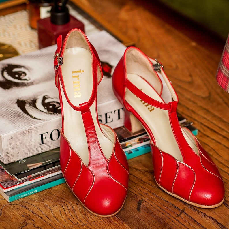 Vintage inspirierte, Echtleder, Handgemachte Retro Frauen Schuhe, Rote Schuhe, Swing Tanzschuhe, Swing Schuhe, 50er Jahre Schuhe, 70er Jahre Rote Schuhe Bild 1
