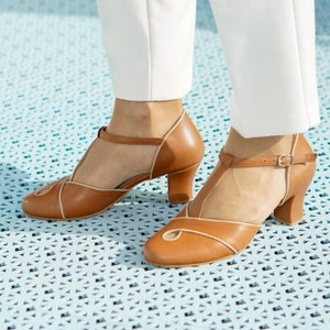 Vintage Style Womens Shoes, Brown Swing Dancing Shoes, Vintage Inspired Brown Woman Shoes, Swing Dancing Shoes, 50s 60s 70s Dance Shoes image 3