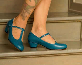 Scarpe blu ispirate al vintage, scarpe in vera pelle, scarpe da donna fatte a mano, scarpe blu, scarpe da ballo swing, scarpe anni '50, scarpe anni '70