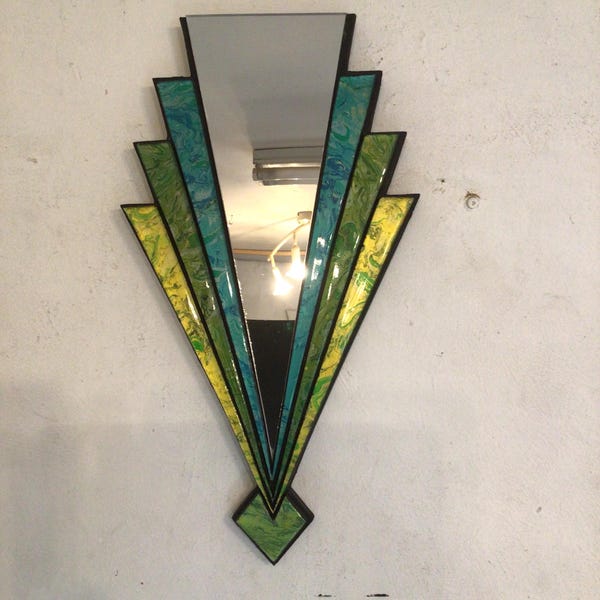 Specchio dal design Art Déco elegante