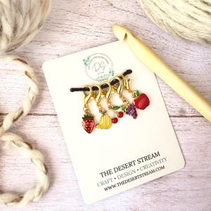 Fruit Stitch Markers Set, Knitting Notions Tin, Snag Free Stitch Markers, Progress Keepers, Crochet tools, Knitting tools, gift for mom
