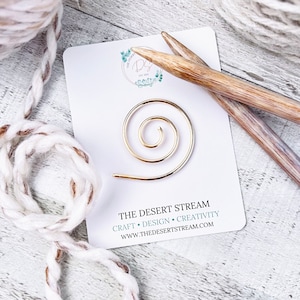 Gold Spiral Knitting Cable Needle Stitch Holder