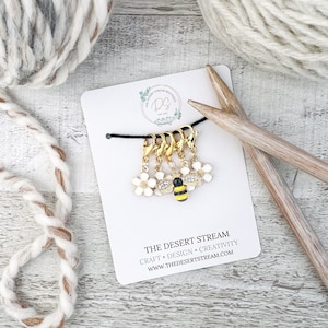 Flower Bee Stitch Markers Set, Knitting Notions Tin, Snag Free Stitch Markers, Progress Keepers, Crochet tools, Knitting tools, gift for mom