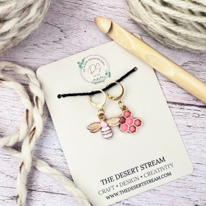 Blush Bee Stitch Markers Set, Snag Free Stitch Markers, Progress Keepers, Crochet tools, Knitting tools, Knitting Notions Tin, gift for mom