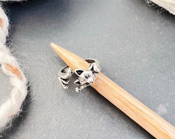 Sleepy Cat Tension Ring Adjustable for knitting or Crochet