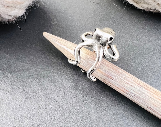 Squid Tension Ring Adjustable for knitting or Crochet
