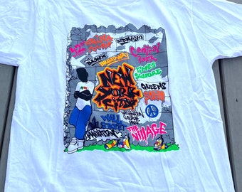 Vintage New York City Graphic Tee T-Shirt - XL / Extra Large - Manhattan, Brooklyn Borough, Bronx Street Art Decor