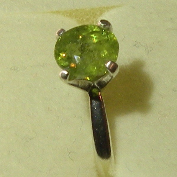 Demantoid garnet natural 0.81 carat oval cut untreated ring sterling silver 925 jewelry