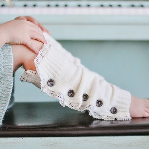 Mini Sophie Little girls Leg Warmers. image 2