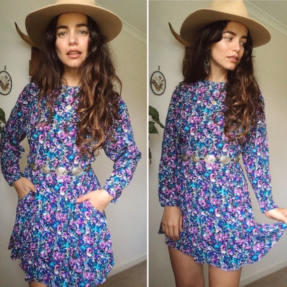 Vintage 80s // BOHEMIAN FLORALS MINI // Gently Tai