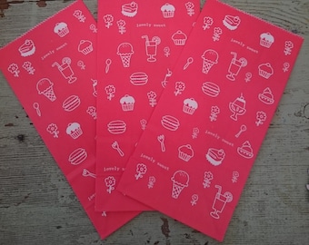12 Bolsa de favor de partido.  Bolsas de regalo. Red Party favor bolsas de regalo. Bolsas de cumpleaños. Bolsas de papel rojo. Tratar bolsas