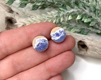 Puces d'oreilles Ocean Wave en bois : bouleau de la Baltique, hypoallergénique