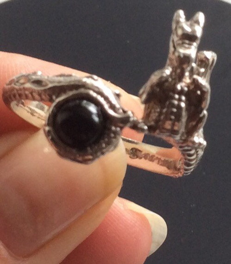Stunning Dragon Statement Ring In solid 925 Sterling Silver With Natural Onyx