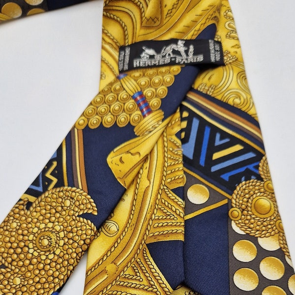 L'or des chefs Magnificent Hermès tie based on the Hermès L'or des chefs square designed by Joachim Metz in 1997. African traditions theme.