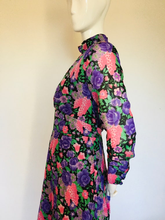 1960s 1970s wild flower print dress Uk size 14 - image 4