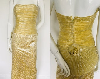 Fantastic 1980s gold sparkling dress size Uk 6 8