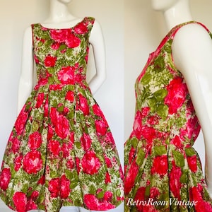 Fabulous Printed cotton 1950s dress Uk size 6