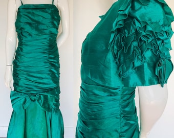 Dramatic 1980s green evening dress & jacket Uk size 8