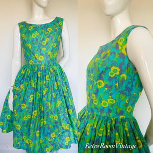 1950s vivid  Printed cotton dress Uk size 8