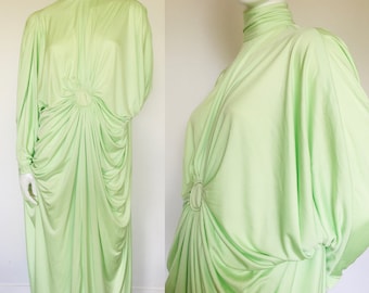 Amazing Yuki drape mint dress Free size