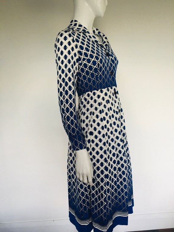 1960S 1970s geometrical print day dress Uk size 8 - image 7