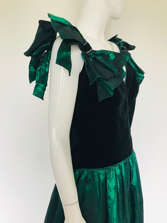 Dramatic 1980s green & velvet evening dress jacke… - image 6