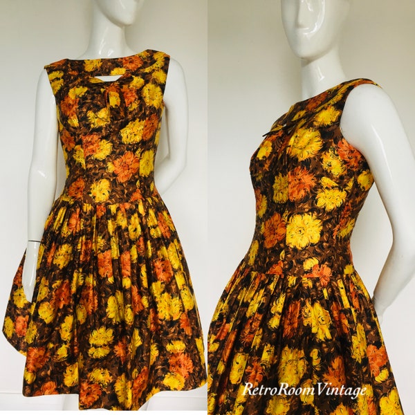 Wonderful cotton 1950s dress Uk size 8 10