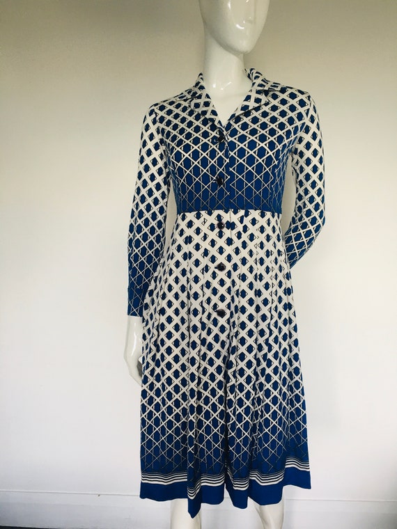 1960S 1970s geometrical print day dress Uk size 8 - image 2