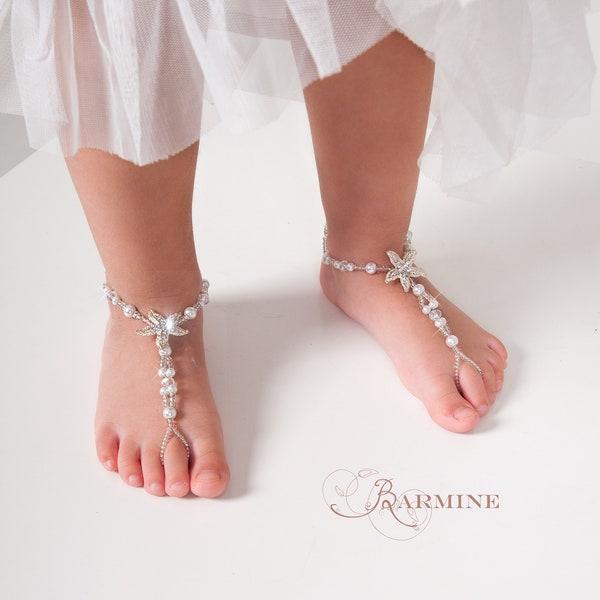 Blumenmädchen barfuß Sandalen, Strand Hochzeit Seestern barfuß Sandalen, Brautjungfern Fuß schmuck, Baby barfuß Sandale, Baby-Dusche-Geschenk