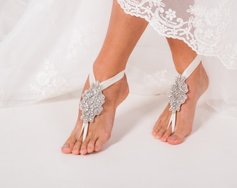 Bridal barefoot sandals, Crystal foot jewelry, Rhinestone barefoot sandal, Wedding Shoe clips, Beach wedding, Footless sandal, Gift for her