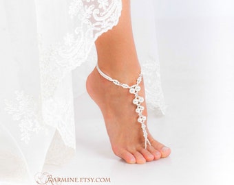 White Beaded barefoot sandals, Bridal foot jewelry, Pearl and Crystal Beach wedding Barefoot Sandals, Bridal accessory, Wedding Shoes