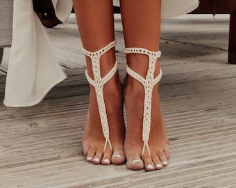 Crochet Barefoot Sandals, Ivory Beach Wedding Foot Anklet