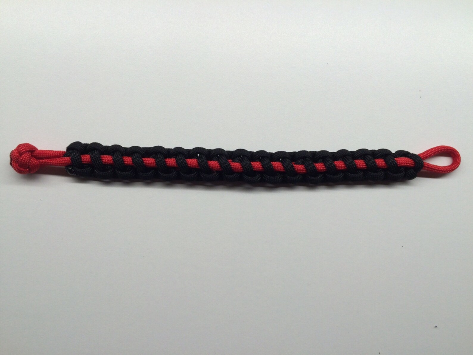 La Mince Ligne Rouge Mince ligne rouge à la mémoire du capitaine michael McCoy de | Etsy
