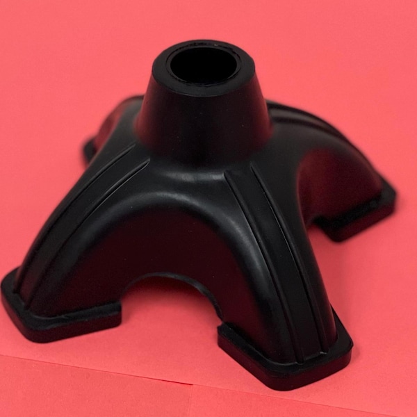 4 prong(3/4") stand up by itself rubber tip, includes shipping