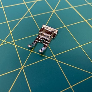 Metal 1/4&quot; Quilting Foot with Pivoting Marks for Brother Sewing Machine
