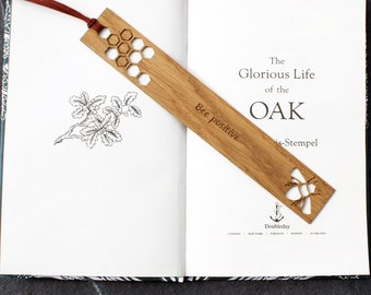 Engraved Oak Bookmark - Bee & Honeycomb