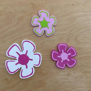 Flor en madera, 6 cm - por FLoPHi