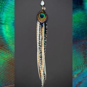 Boucle d&#39;Oreille en Plumes Naturelles et Pierre semi-précieuse de Druzy Quartz, Sertissage Argent 925, Plume de PAON et coq Léon