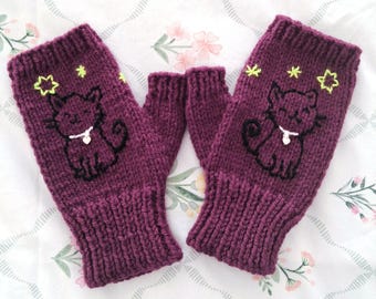 Dark Raspberry Pink Knitted Gloves With Embroidered Cat Outline