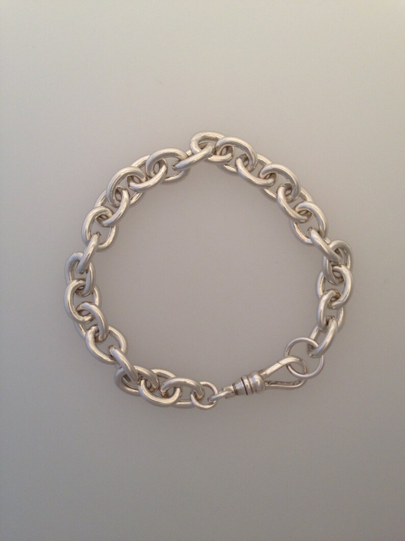 oval chain bracelet