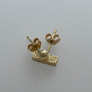 18k solid gold mis-match stud earrings