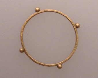 18k gold ring with tiny beads