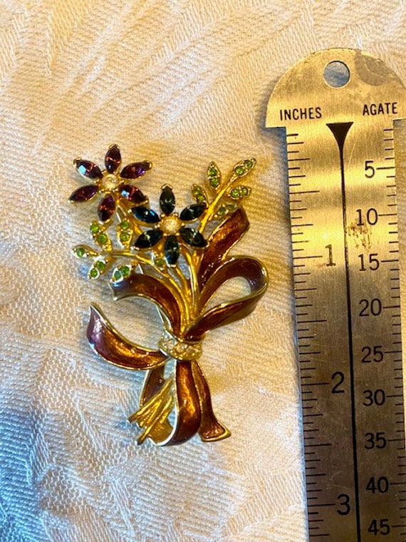 Vintage Monet flower brooch/pin - image 2