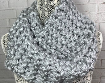 Gray infinity scarf / knit infinity scarf / ready to ship / sale / gray scarf / gifts for her / unisex scarf / crochet scarf / gift ideas