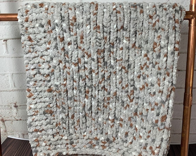 Pet Blanket Knitted | Super Soft Pet Blanket | Grey Blanket | Cat Blanket | Dog Blanket | Gifts For Cat Lovers | Gift Dog Lovers | Cat Gifts