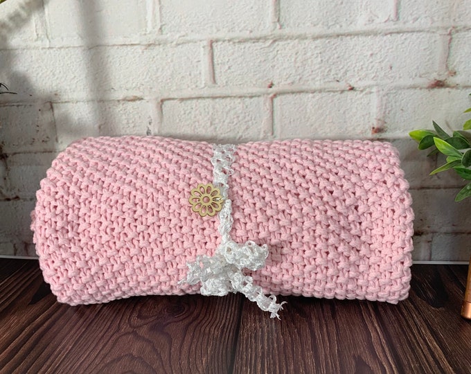 Hand knitted pink baby blanket / pink baby gift / pink nursery decor / handmade blanket / baby shower gift / gift for baby girl / sale