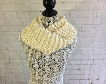 mom gift golden tones knitted scarf all seasons scarf Hand knitted wool free infinity scarf woman gift soft knitted scarf